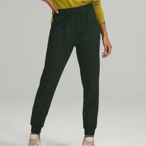 LULULEMON STRETCH JOGGERS